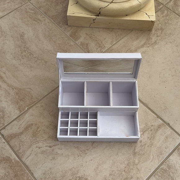 Make up organizer - Picture 11 of 13